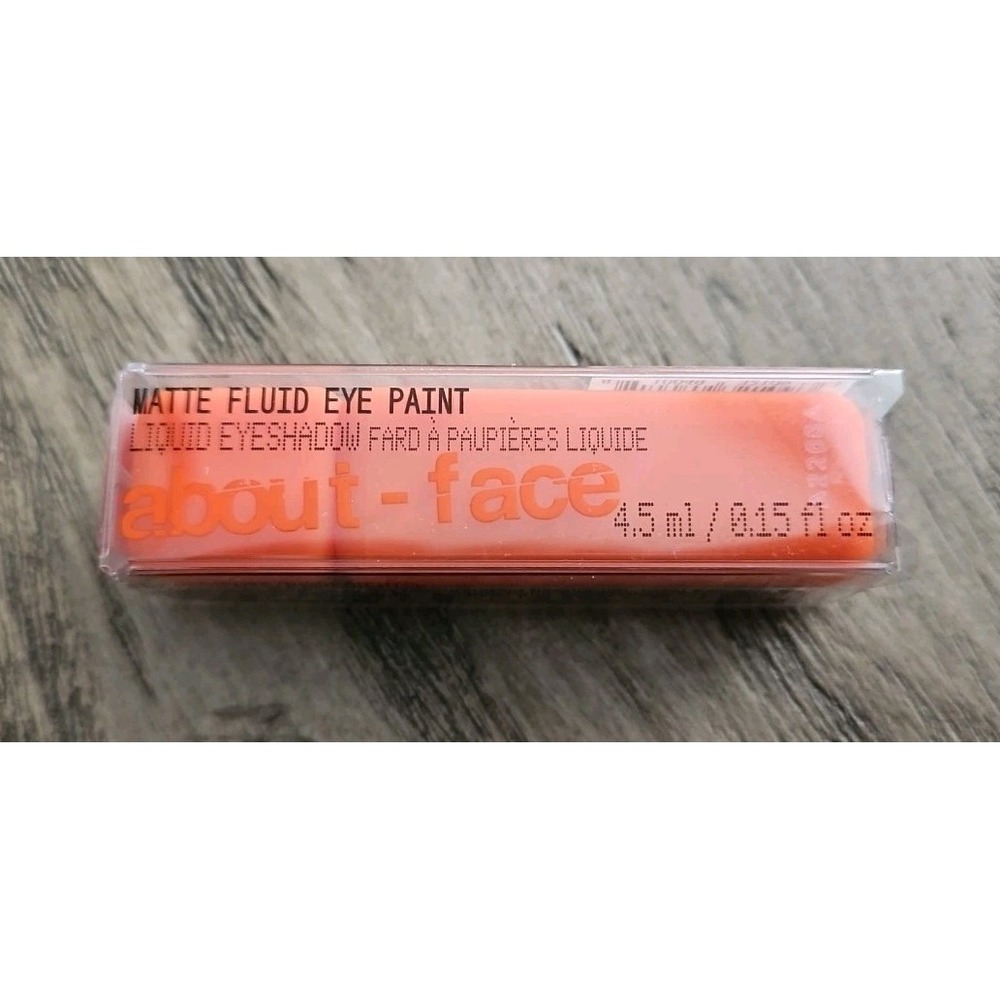 About - Face NEW Spectre Liquid Eyeshadow 4.5 ml 0.15 fl oz Matte from Italy